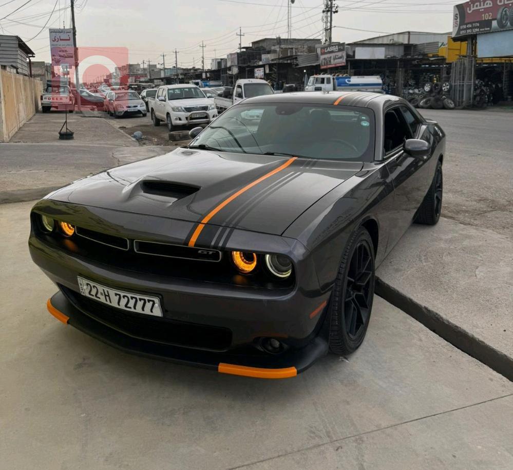Dodge Challenger